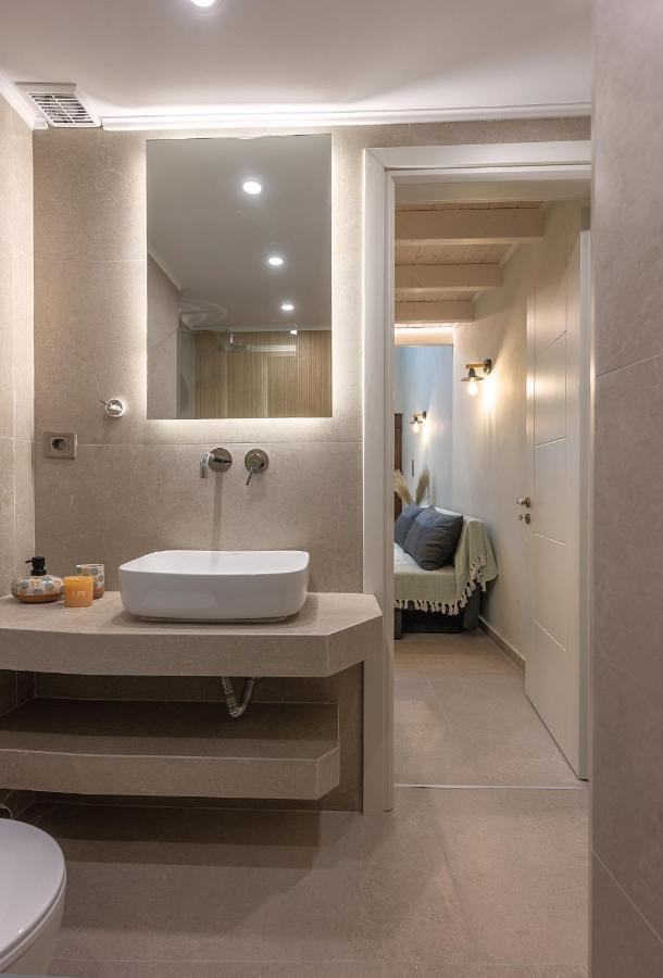 Apollo Luxury Suites Preveza Exteriör bild